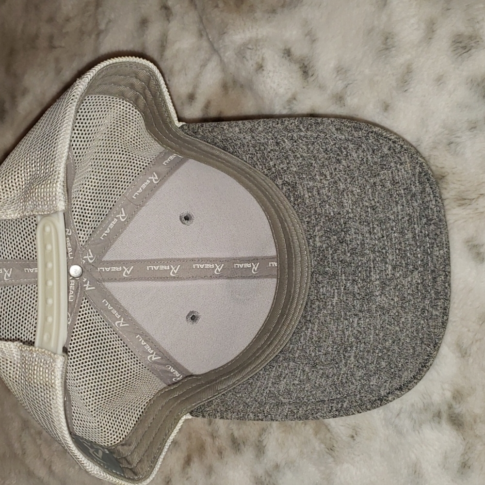 Reali Hat - Picture 3 of 6